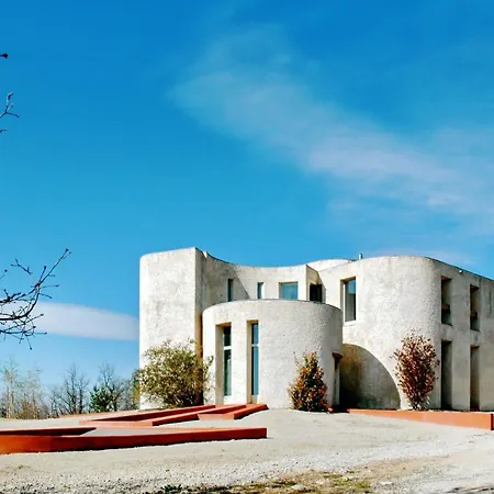 Holiday home Maison De 6 Chambres Avec Piscine Privee Jardin Amenage Et Wifi A Mane
